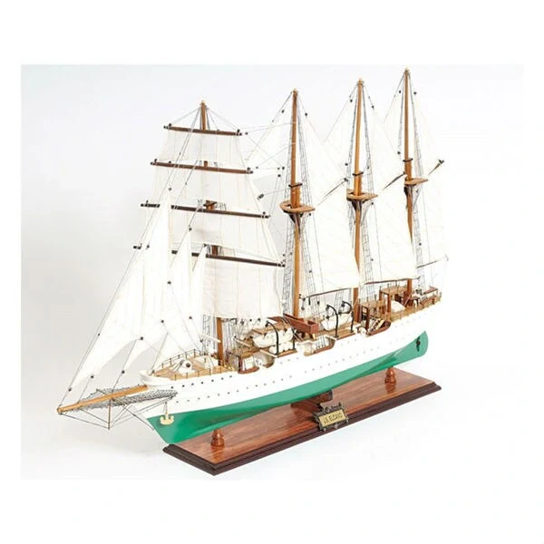 Old Modern Handicrafts J.S. ELCANO Model Ship