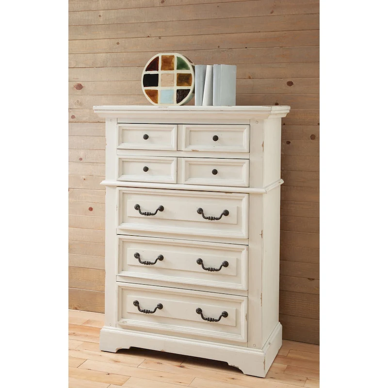 Lakewood 5-drawer Chest