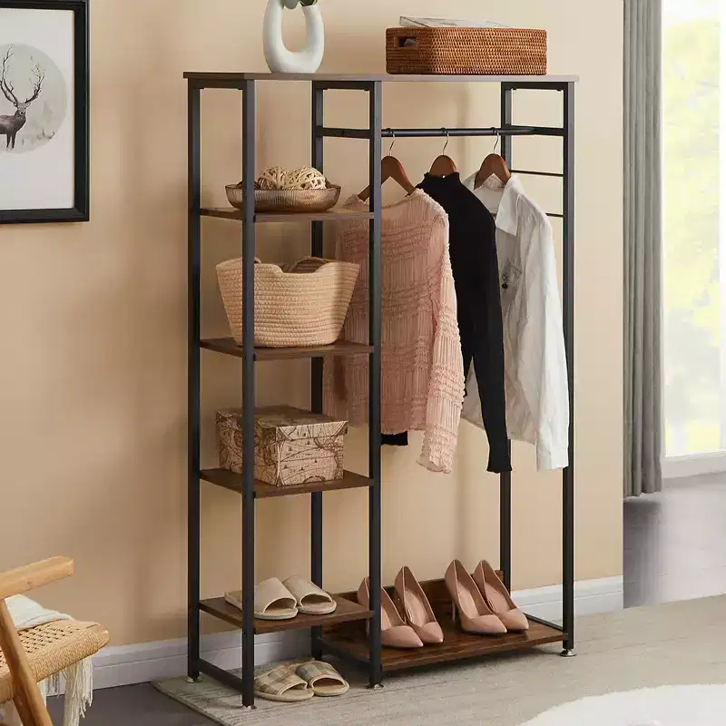 Freestandingcoatracks