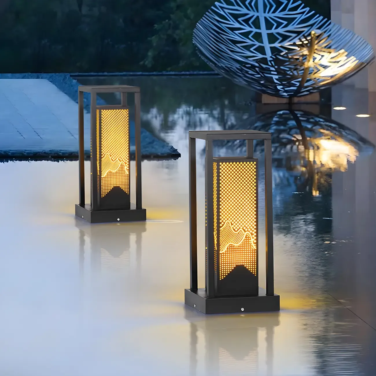 Black Metal Grid Wired Rectangle Post Cap Light