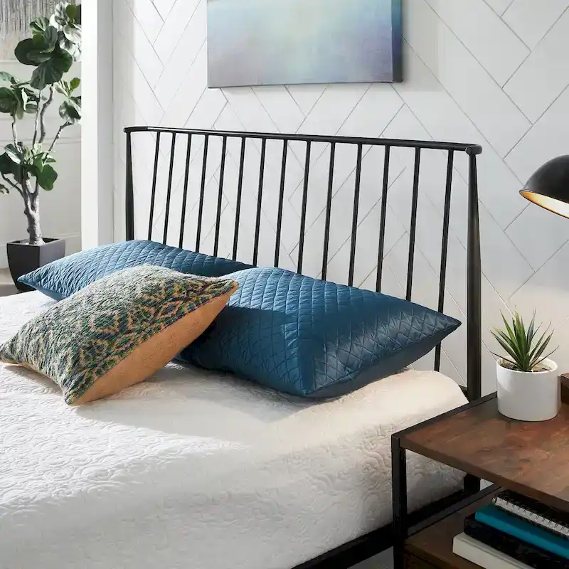 Matte Black Finish Metal Queen Bed