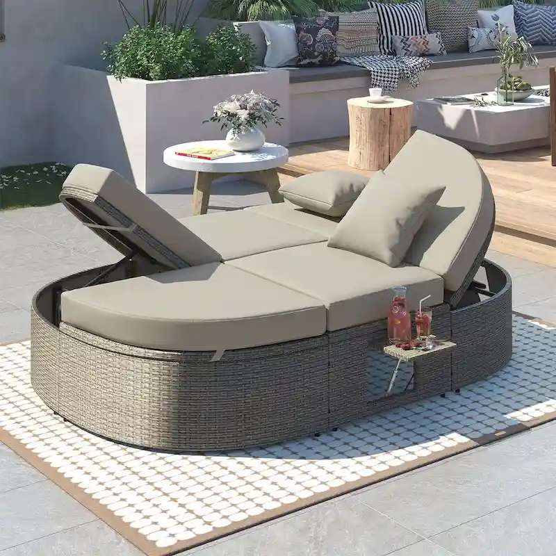 Patio 2-Person Daybed with Cushions and Pillows