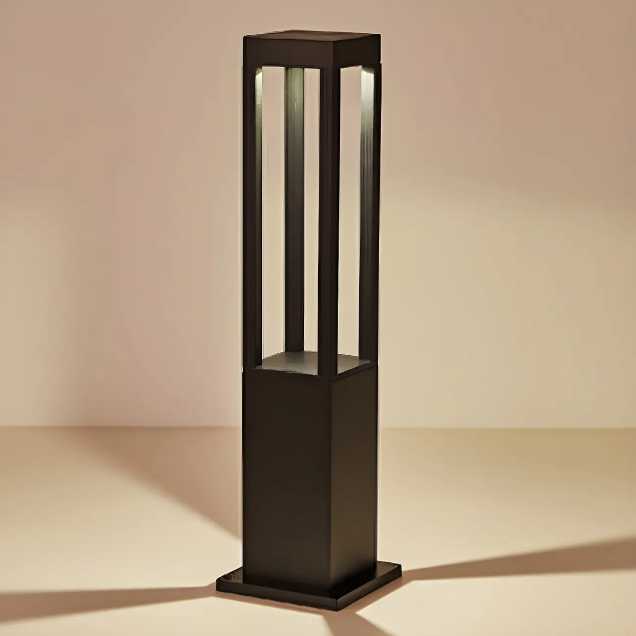 Wired Geometric Simple Metal Post Cap Light