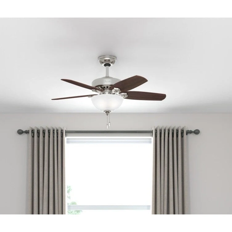 Hunter 42  Builder Ceiling Fan with LED Light Kit and Pull Chain
