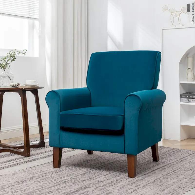 Traditional Rolled Arm Living Room Armchair