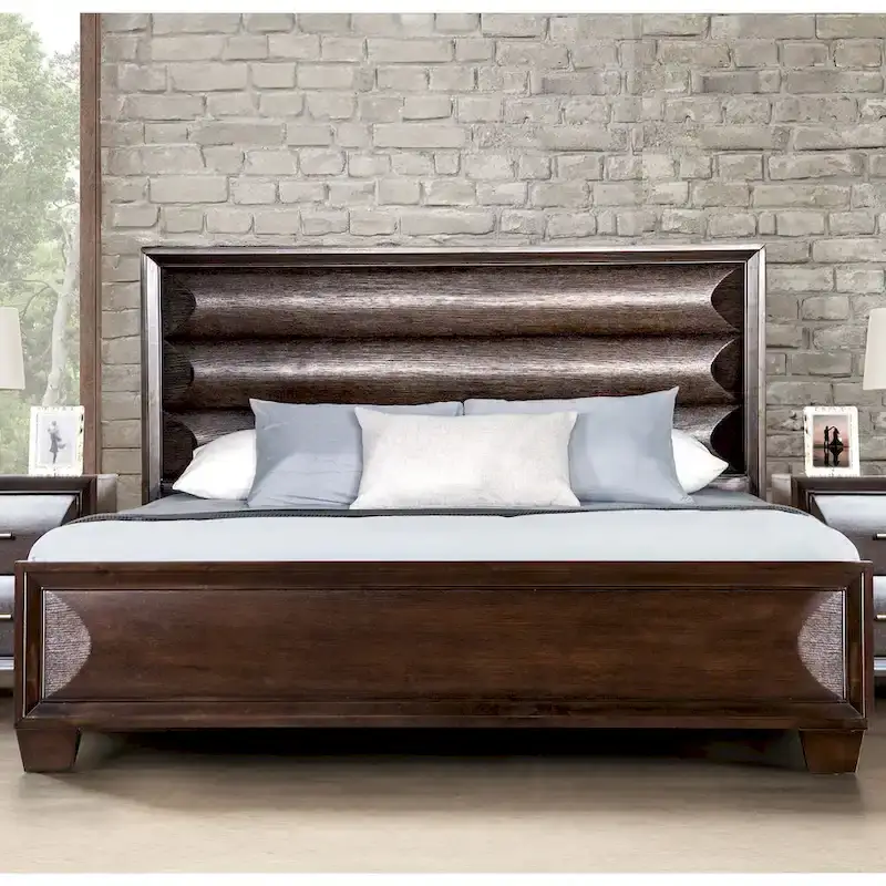 Furniture of America Chase Modern Rounded Wood Panel Bed