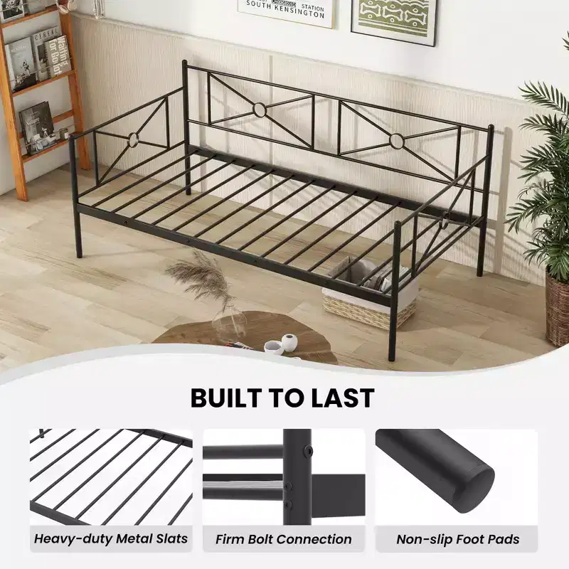 Costway Twin Metal Daybed Frame with Slats Classic Mattress Foundation Bed Sofa White\Black