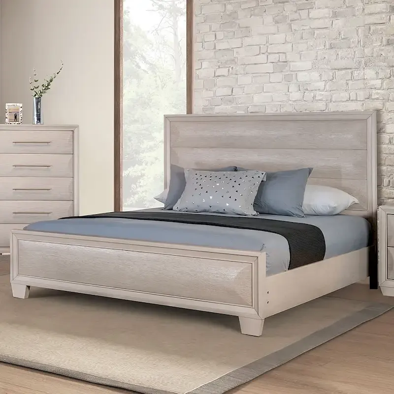 Furniture of America Chase Modern Rounded Wood Panel Bed