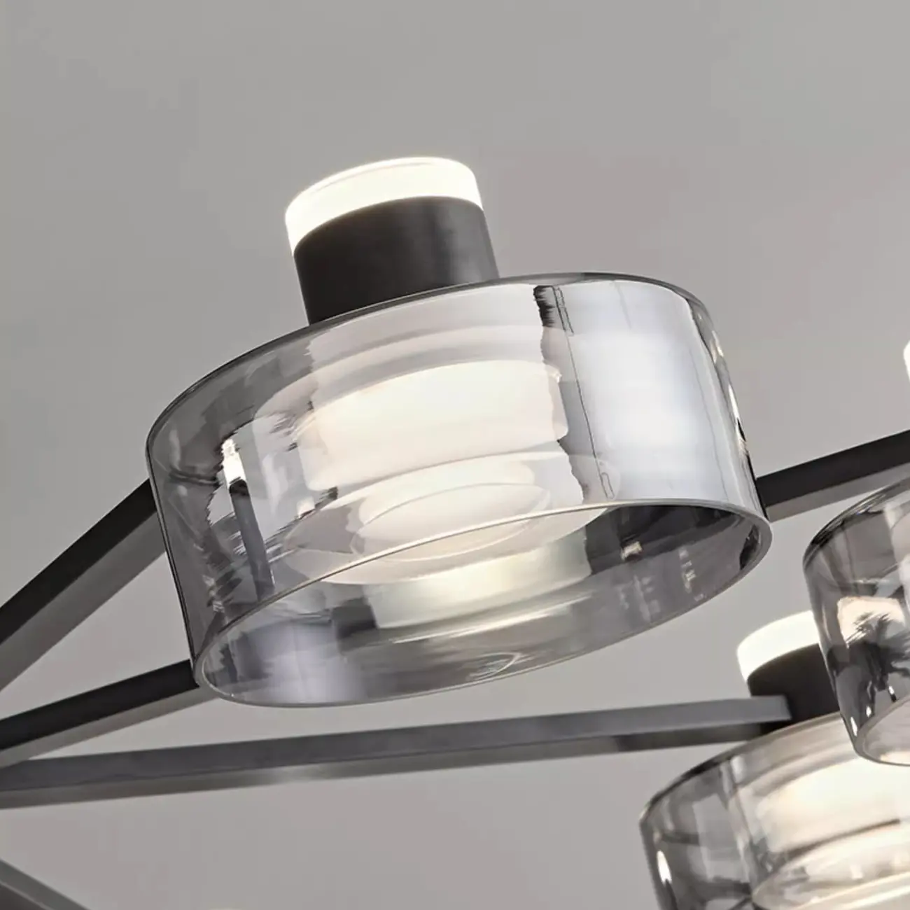 Modern Black Circle Round Glass LED Chandelier