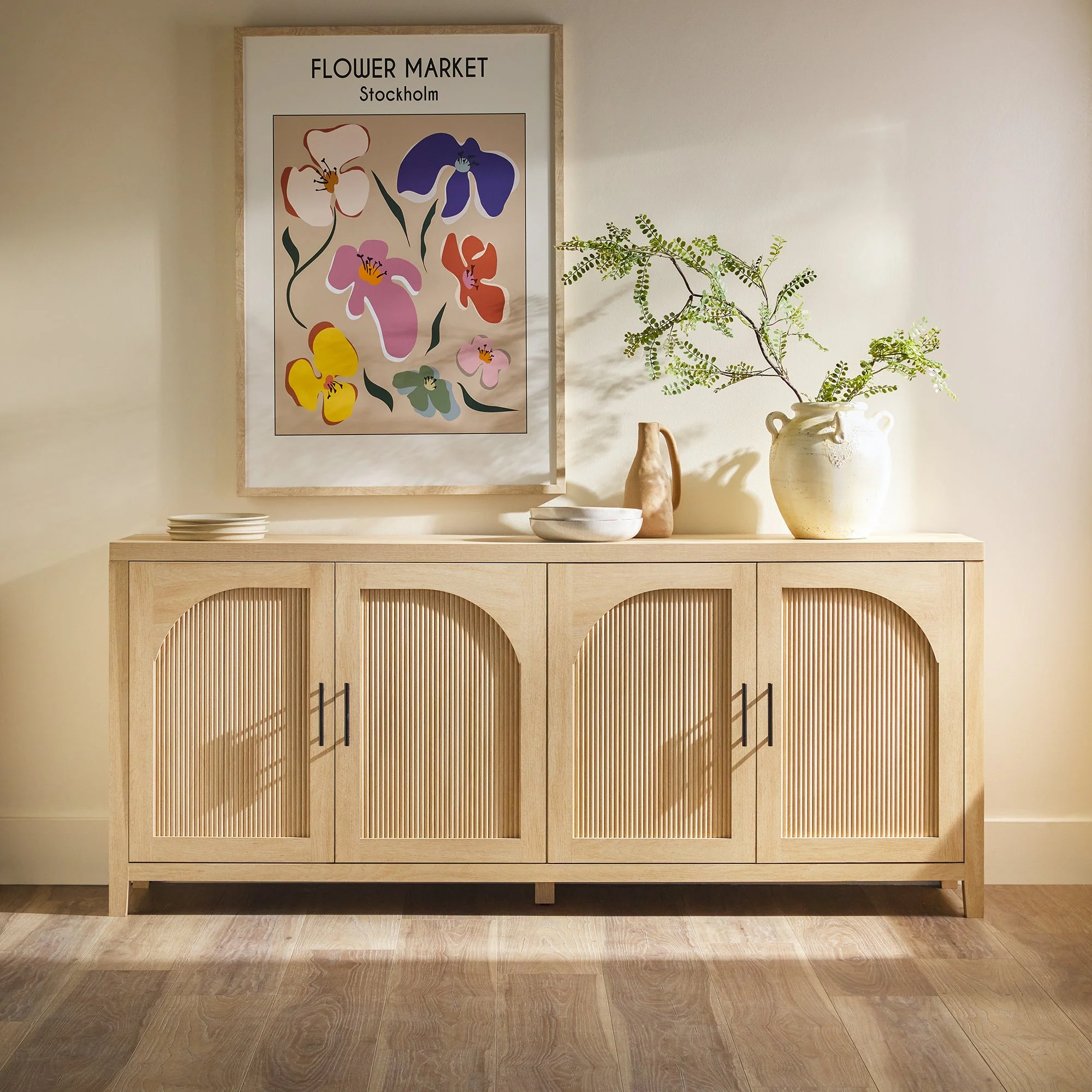 Sasha Modern Reeded Sideboard / TV Stand