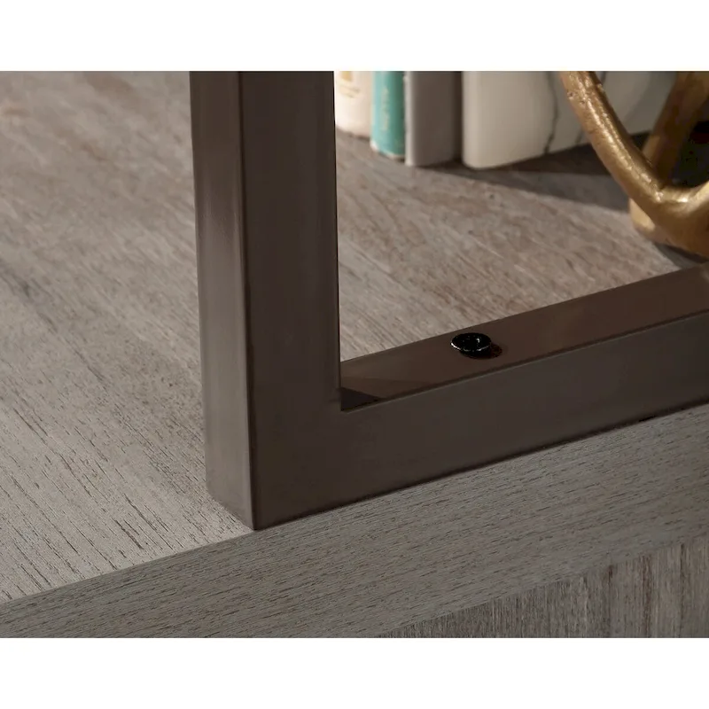 Manhattan Gate Utility Hutch Mo