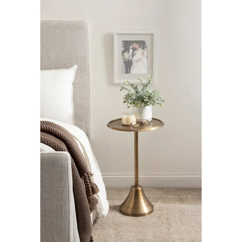 Kate and Laurel Sanzo Metal Side Table