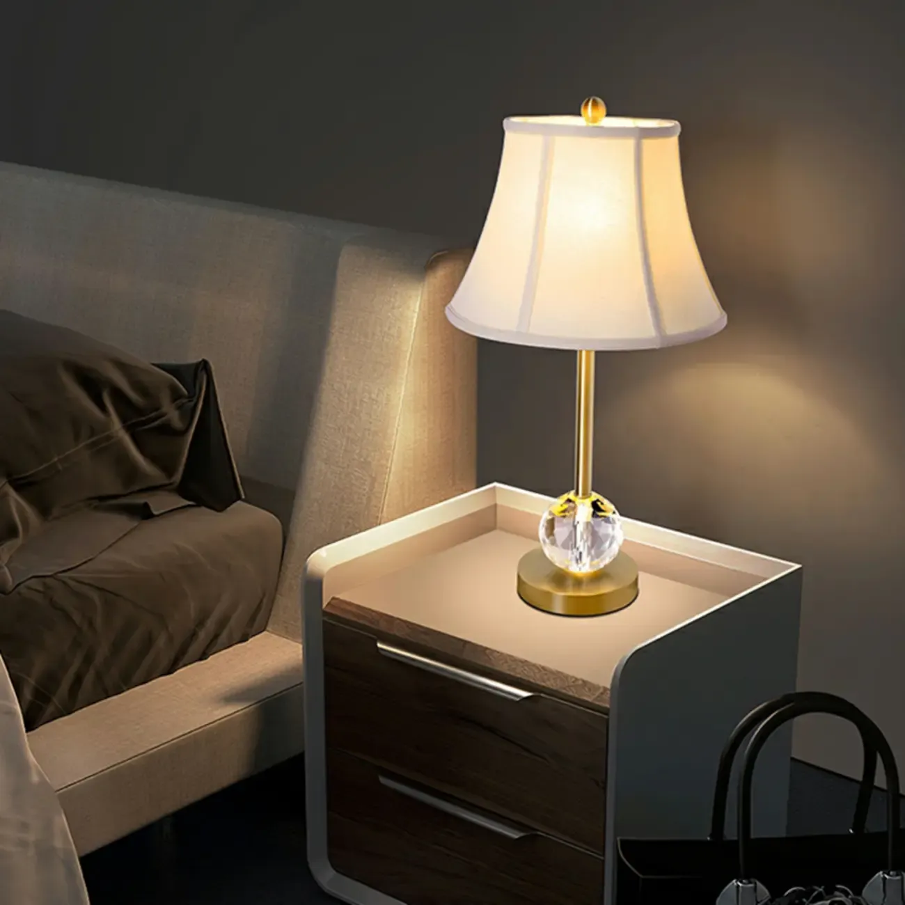 Classic White Geomatic Shade Golden Table Lamp for Bedroom