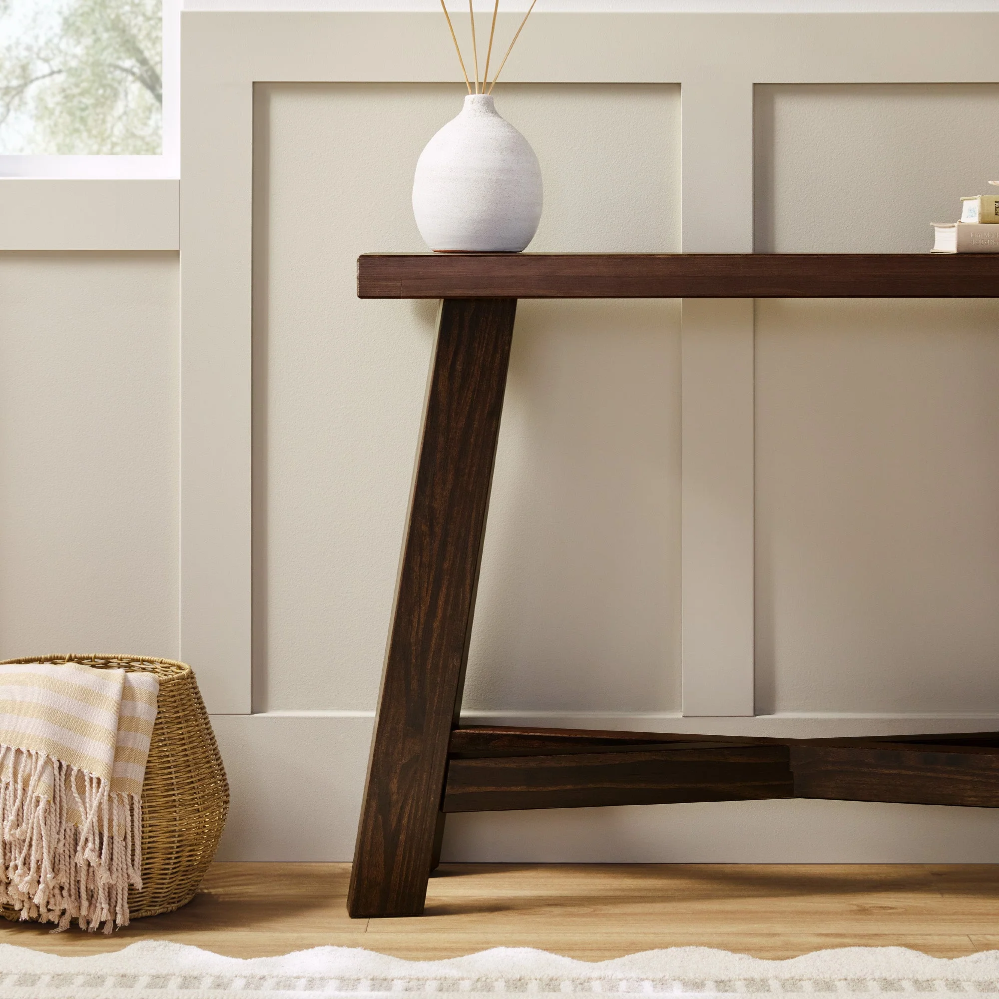 Colt Modern Farmhouse Easy Assembly 40 Entry Table