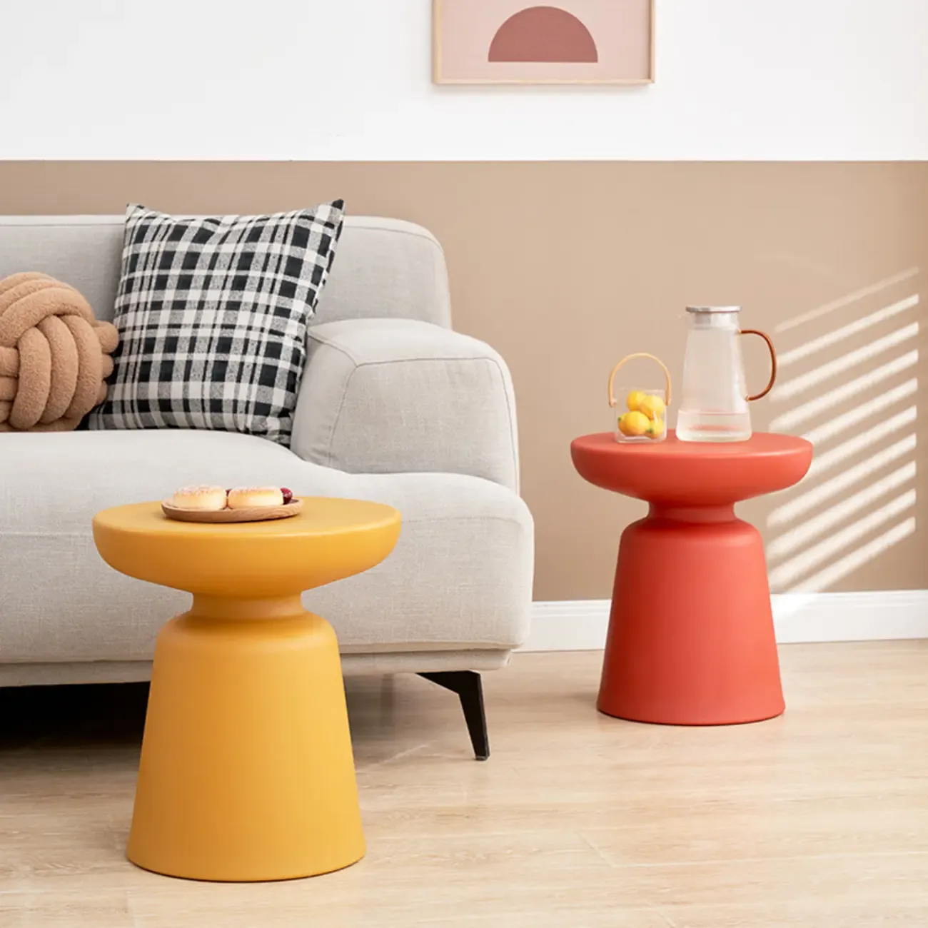 Minimalist Round Plastic End Table for Living Room