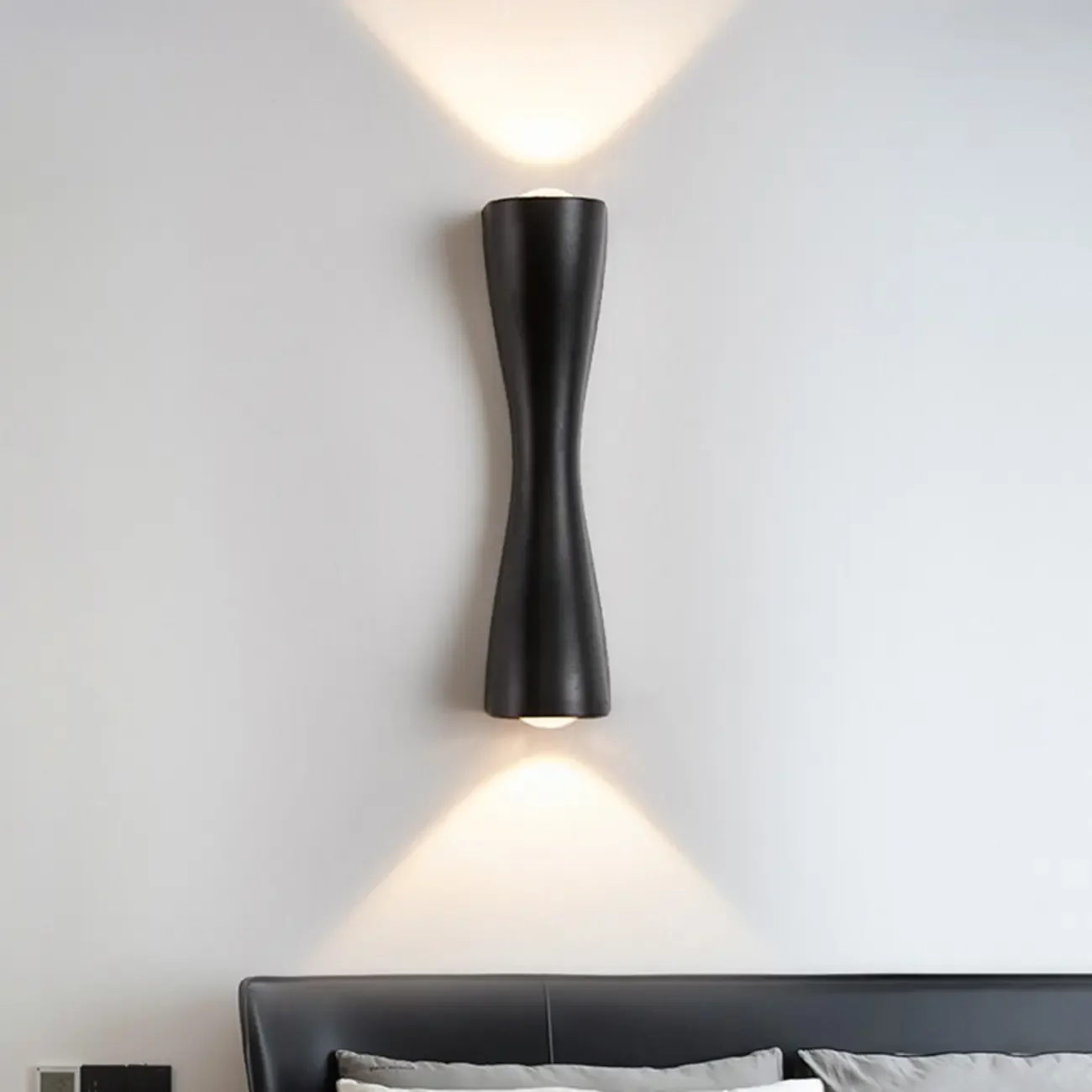 Modern 2-Light Black and Gold Curved Wall Sconce