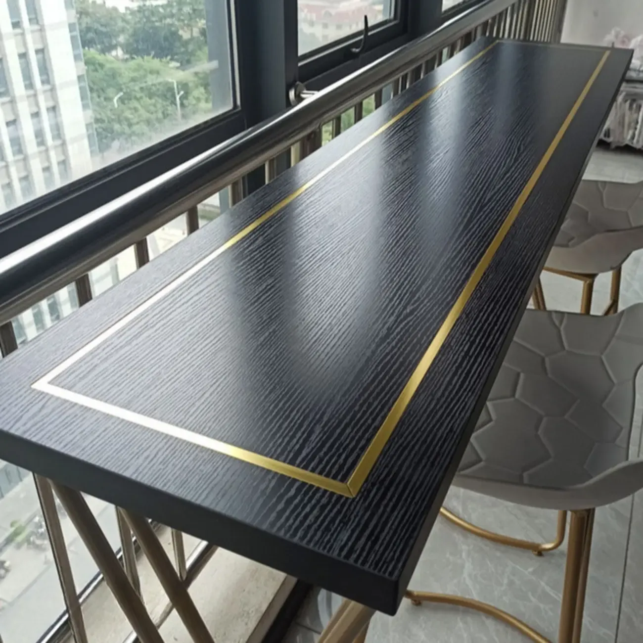 Luxurious Black-Gold Wooden Rectangular Top Bar Tables