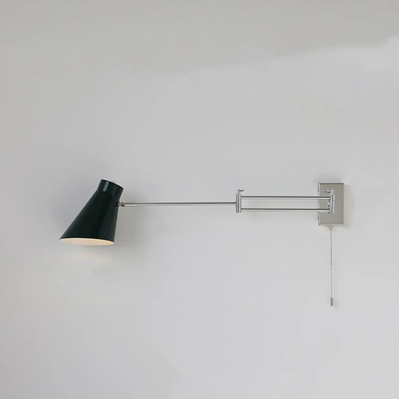 Minimalist Pull Chain Swing Arm Wall Light for Bedroom Decor