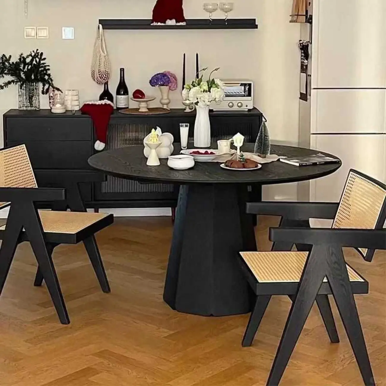 Modern Black Wood Round Dining Table