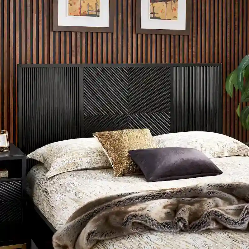 Elea Low Profile Queen Platform Bed by iNSPIRE Q Bold