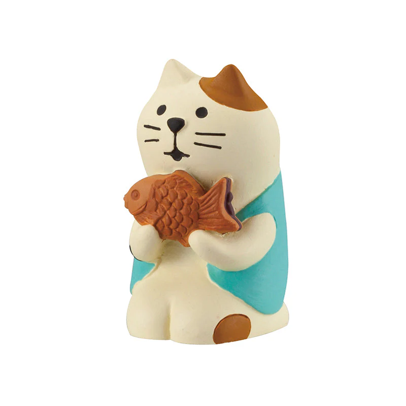 Decole Concombre Figurine - Tea House - Cat & Fish Shaped Waffle