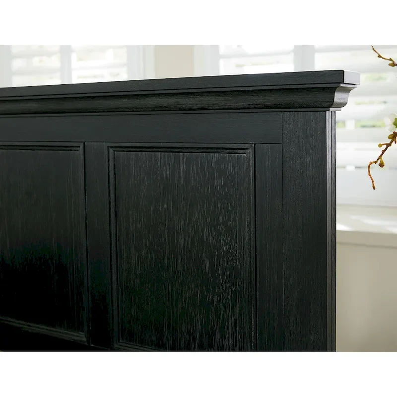 Farmhouse Basics 4-piece Queen Bedroom Set