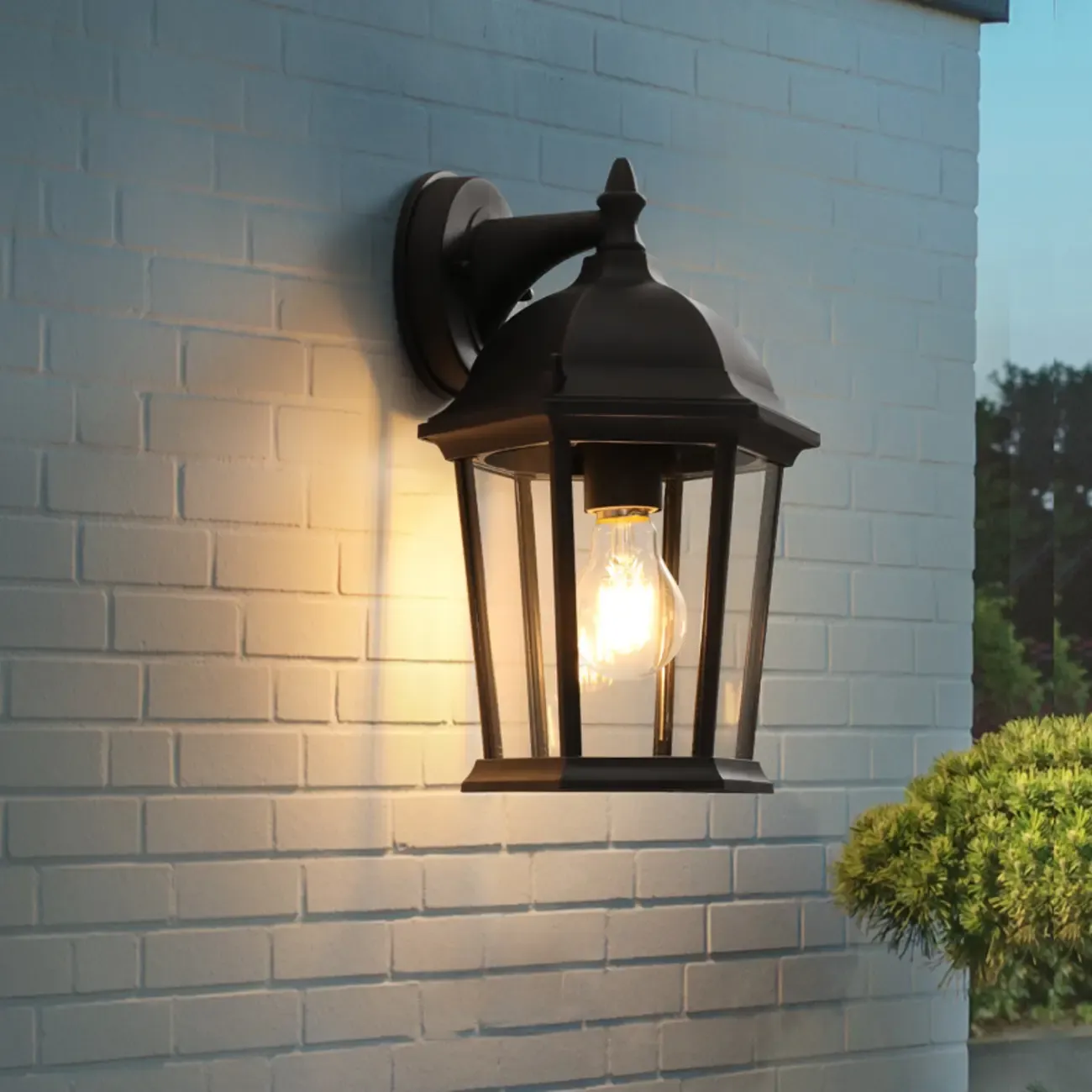 Classic Black Metal and Glass Lantern Wall Sconce Light