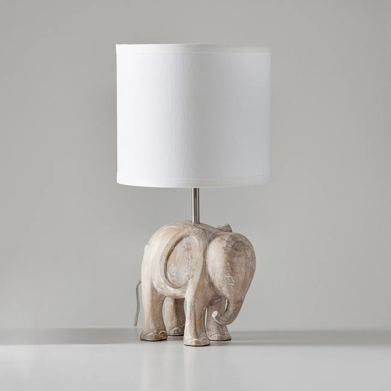 Nordic Animal Shape Wooden Table Lamp for Living Room