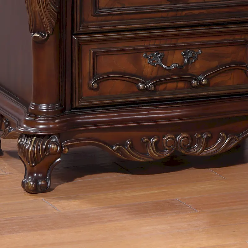 Furniture of America Eugene Traditional Solid Wood Chest with Felt-lined Top Drawer and Cedarwood-lined Drawer