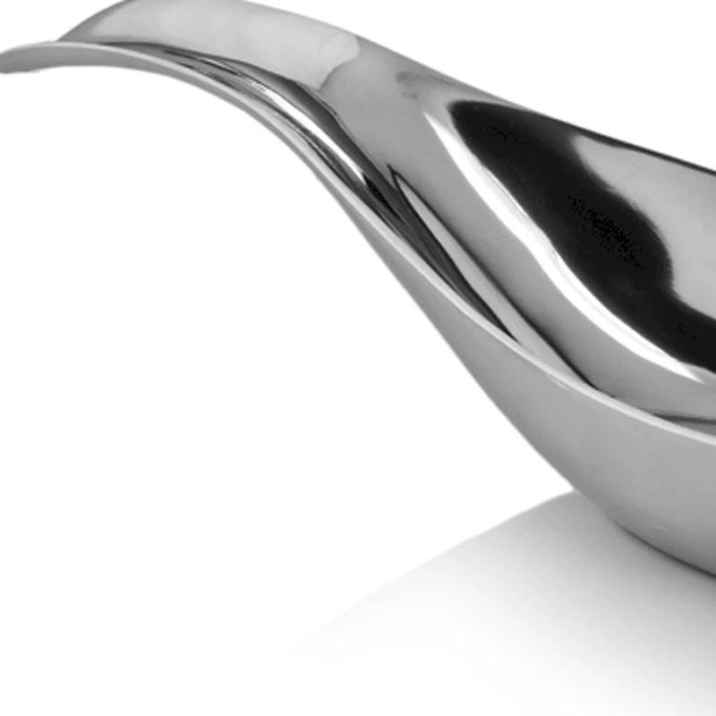 HomeRoots 8  Silver Aluminum Long Wavy Bowl - 5.5 x 8 x 34.5