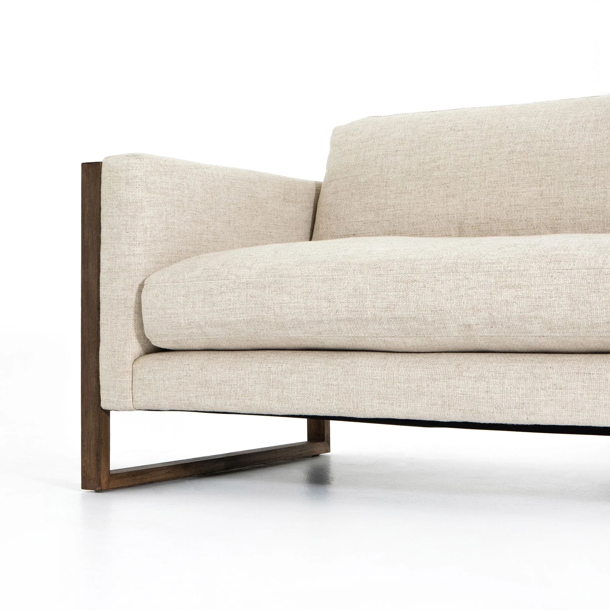 Otis Sofa - 97 - Thames Cream
