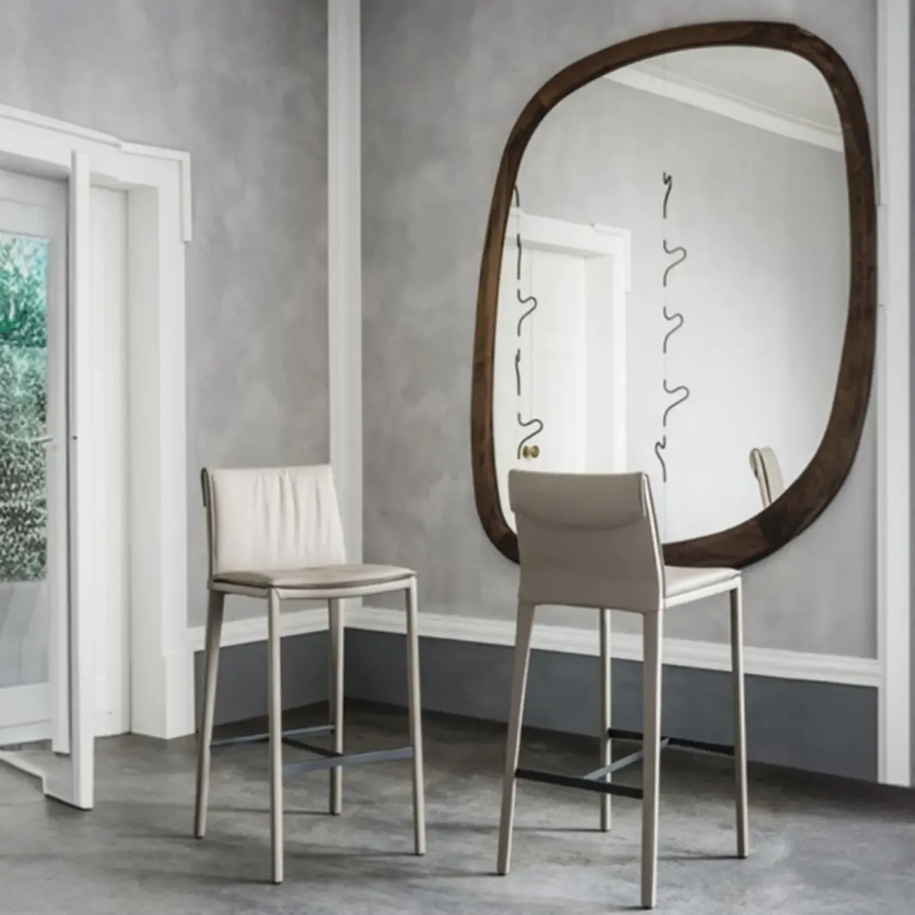 Modern 4-Leg Trestle Footrest Low Back Bar Stools