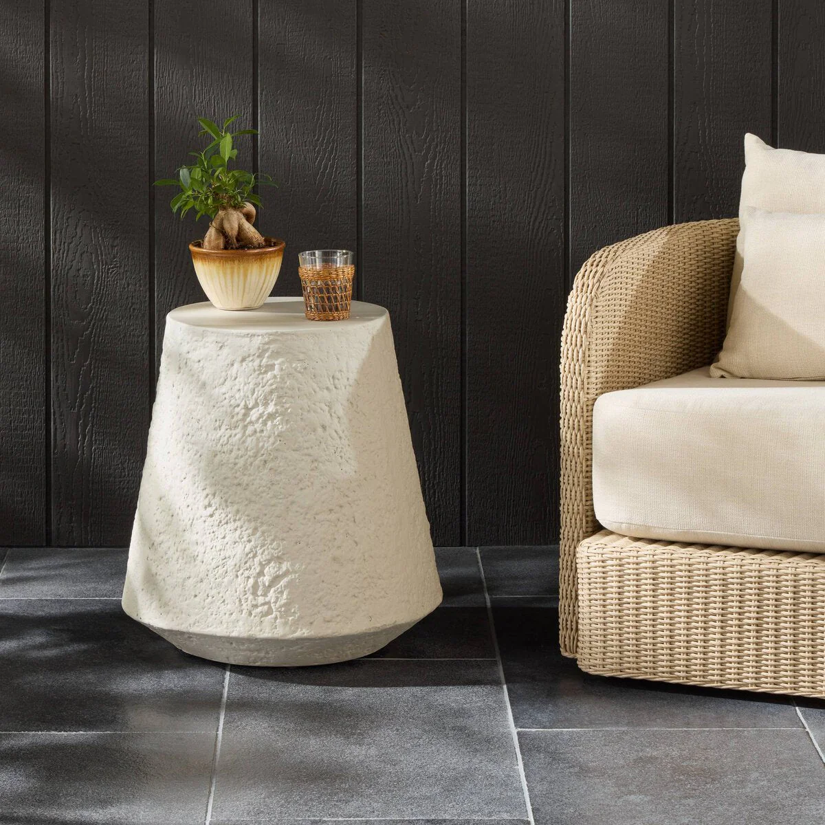 Otero Indoor/Outdoor Tapered End Table