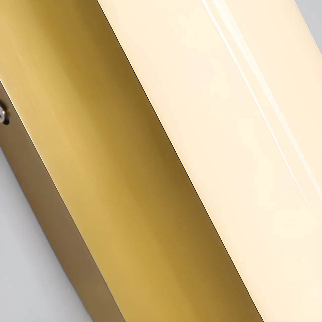 Modern Gold Straight Cylinder Dimmable LED Vanity Light