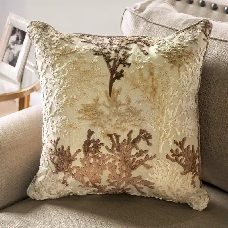 Qyn Traditional Beige 2-piece Living Room Set