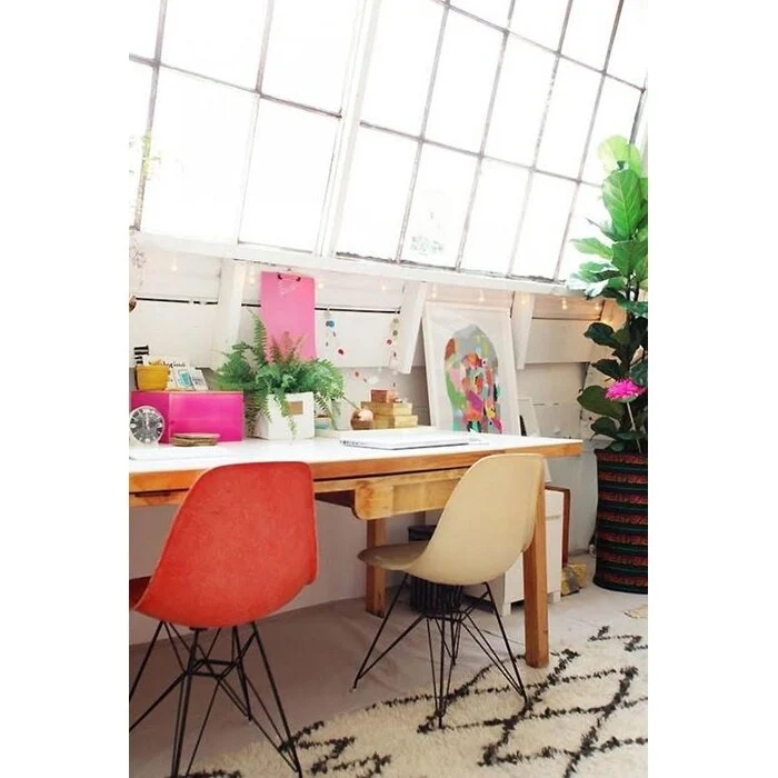 Set of 2 Mid-Century Modern Dining Side Chairs Armless Plastic Shell Seat with Black Metal Wire Eiffel Base, White