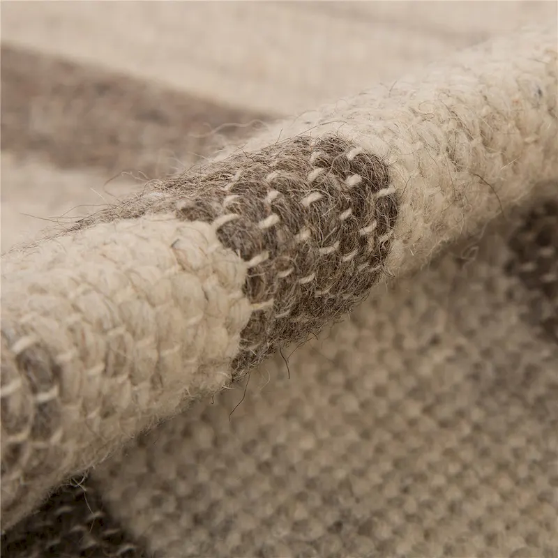 49H Modern Adjustable Swivel High Back Ergonomic Office Chair with Armrest and Extendable Footrest