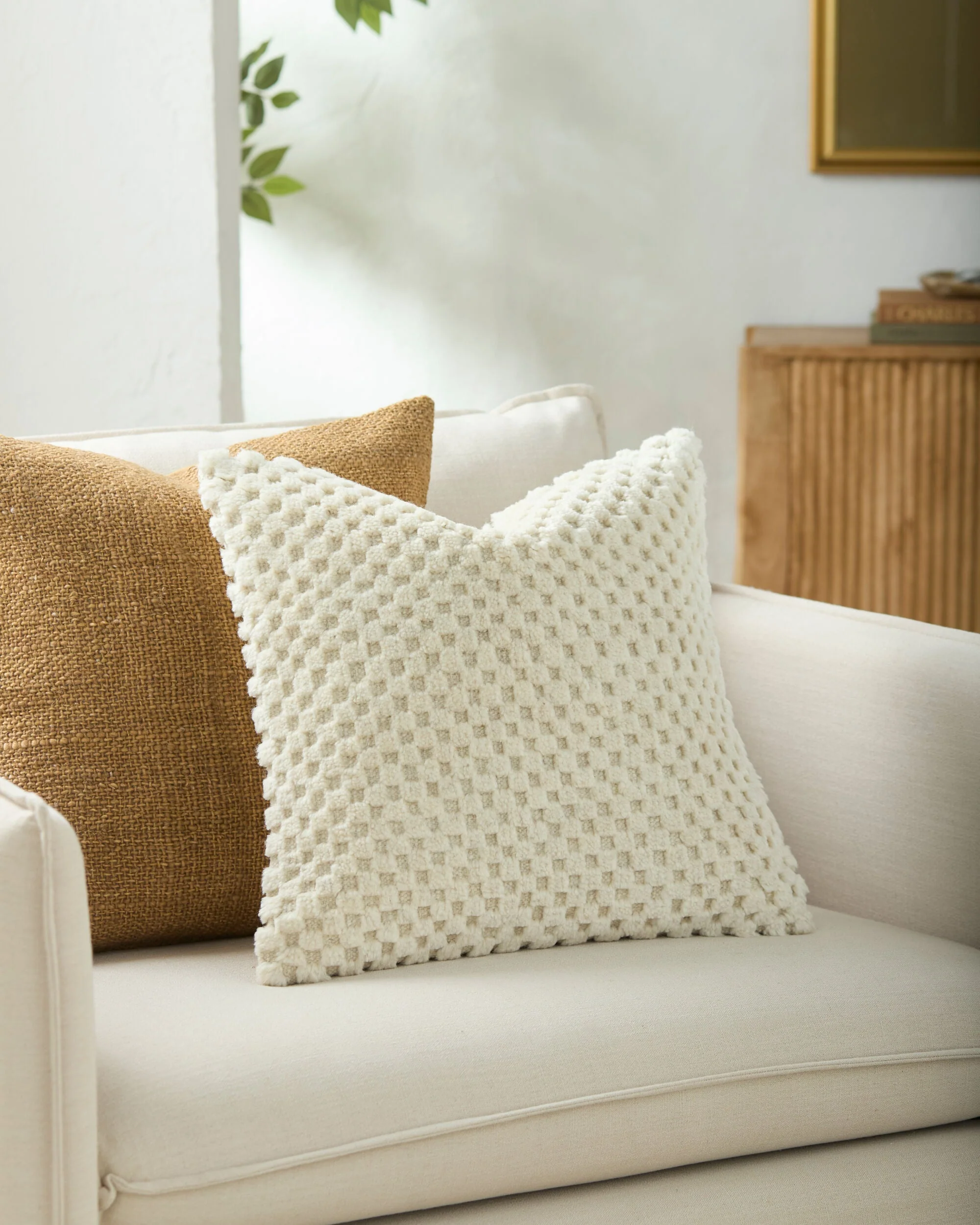 Novoli Pillow NVO-002