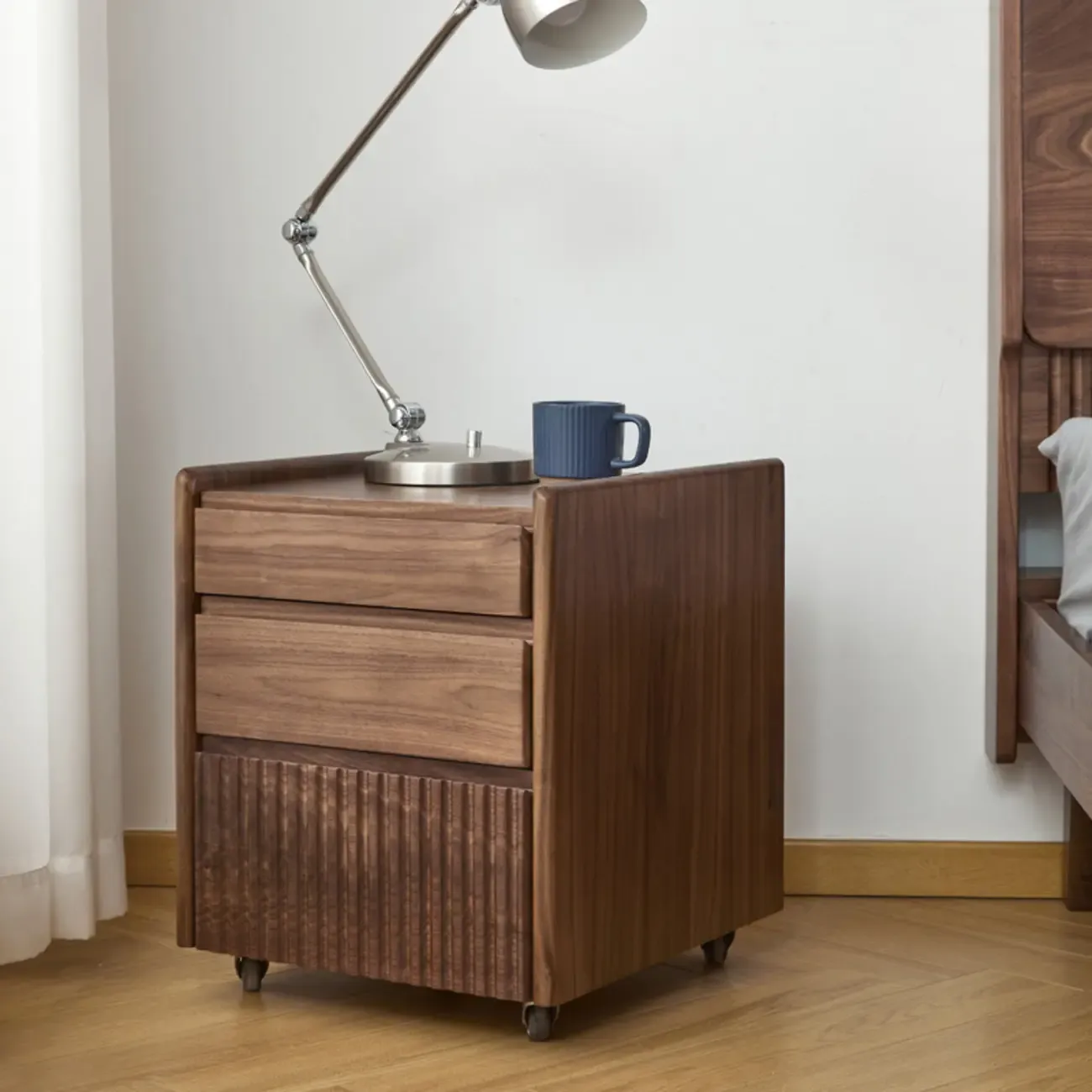Brown Modern 3-drawer Solid Wood Bedside Nightstand