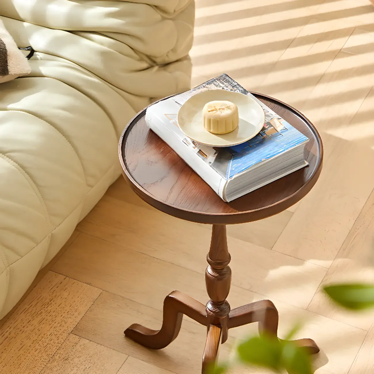 Wooden Tripod Round End Table with Tray Top for Living Room