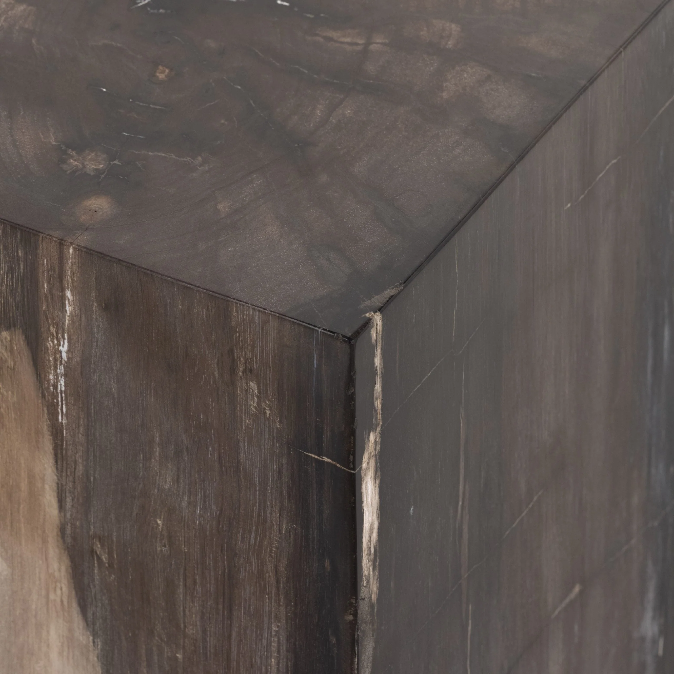 BUCK END TABLE-DARK PETRIFIED WOOD