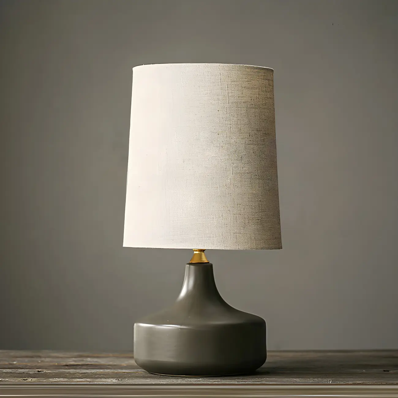 Modern Ceramic Barrel Bedside Table Lamp with Linen Shade
