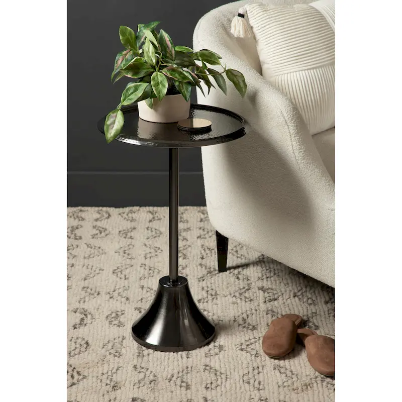 Kate and Laurel Sanzo Metal Side Table