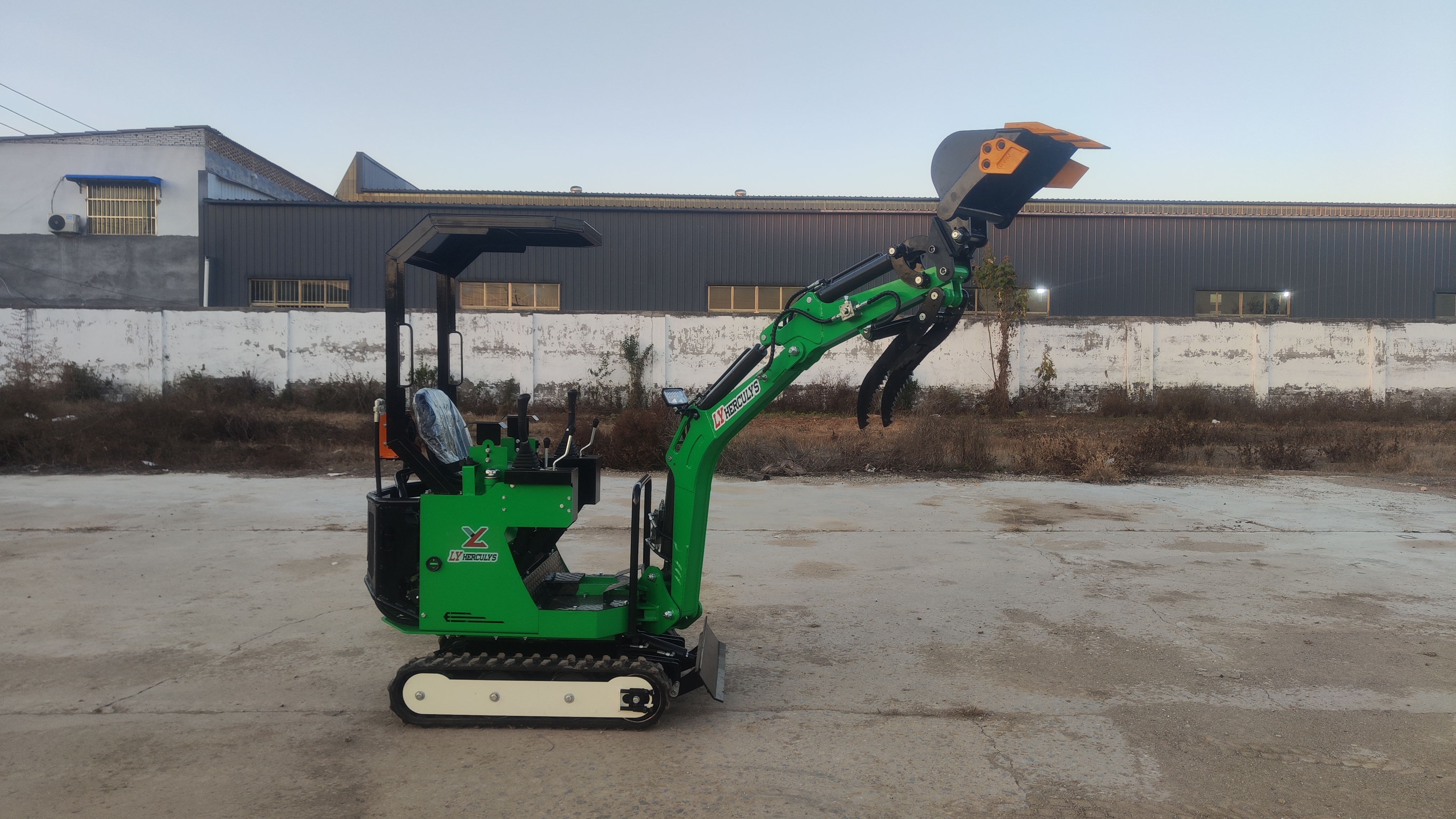 LY-WD01 MINI EXCAVATOR