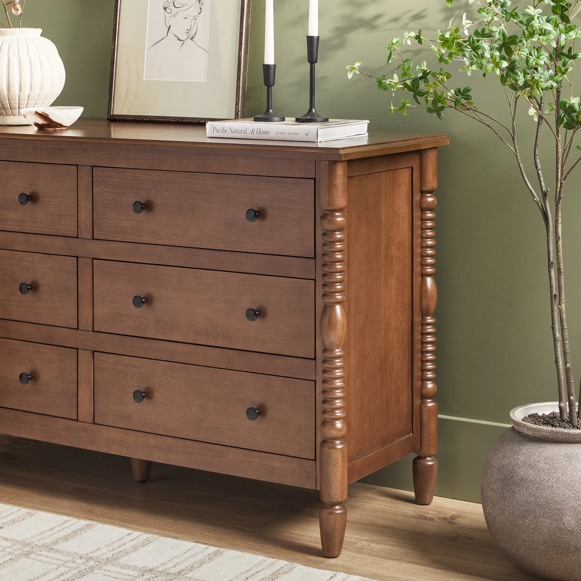 Traditional Vivienne 6-Drawer Easy Assembly Solid Wood Dresser