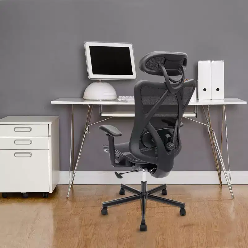 Black Mesh Ergonomic Office Chair for 1 Person