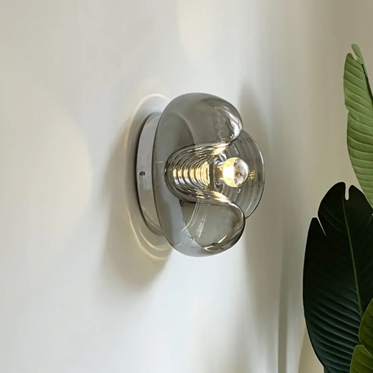 Contemporary Glass Clear Round Wall Sconce