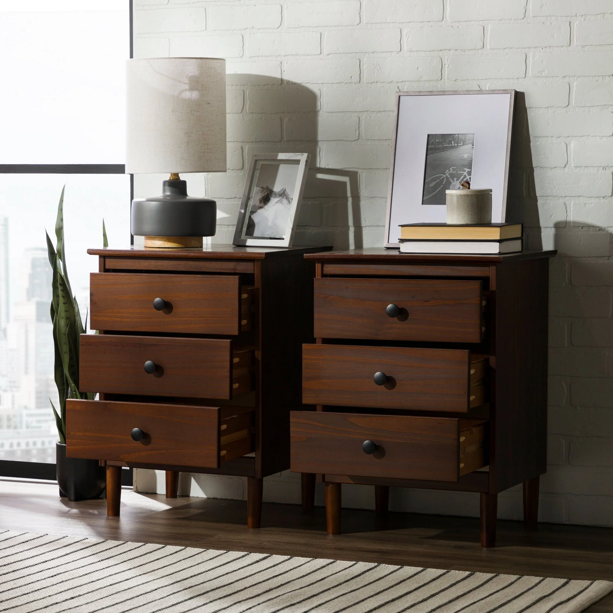 Spencer Solid Transitional Wood Nightstand
