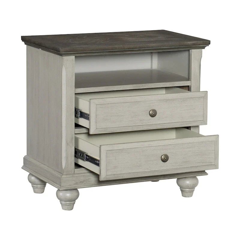 Light Gray Finish 3pc Bedroom Set Bed Chest Nightstand