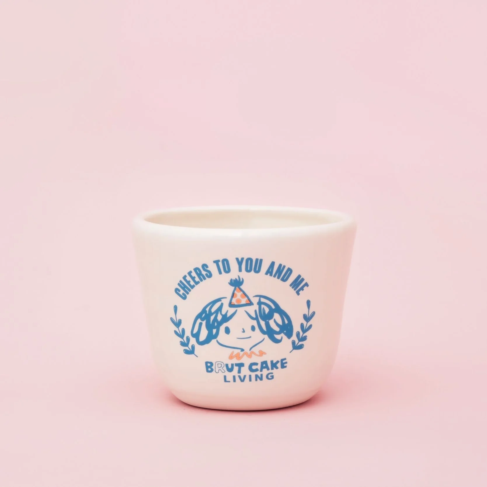 Brut Cake 100 Smiling Mugs Uplift Series Phoebe 9.5cm